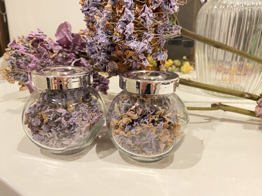 紫陽花 アジサイ のドライフラワーボトル 植物 珈琲店